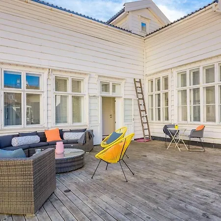 Private And Bathroom Next To Fish Market Bergen